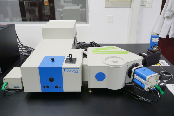 Fluorescence Spectrometer